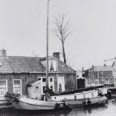 afkomstig van het Fries Scheepvaartmuseum - De 'Avanti' verbouwd tot tjalkjacht op scheepswerf Boomsma, Sneek