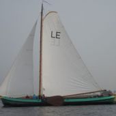 ingezonden door Romano Straatman - De 'Frisia' als wedstrijdschip op de Langweerder Wielen, 2011