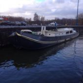 ingezonden door Sikke Heerschop - Ook in 2014 ligt het schip nog in Canal Nimy-Blaton-Peronnes te België