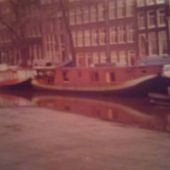 ingezonden door Rob Ligtenberg - Als woonschip in de Prinsengracht tegenover de Westerkerk, 1975