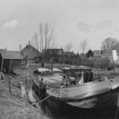 ingezonden door Douwe Tadema - Liggend in de Twijzelervaart ontdaan van de het houtwerk in de jaren vijftig