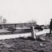 Siete Meeter bouwde het vrachtschip om tot wedstrijdskûtsje met een aerodynamische roef, 1961