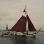 ingezonden door Ole Pfeiler - De 'Hoop op Welvaart' op de rivier de Hudson tijdens Sail New York 1992